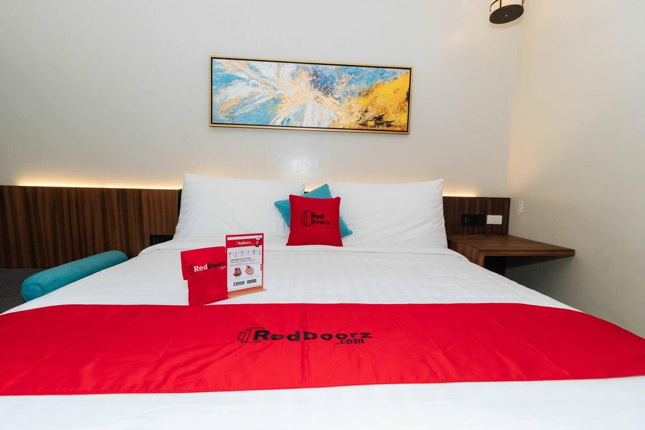 Reddoorz Premium Near Ust Hospital Hotell Manila Eksteriør bilde